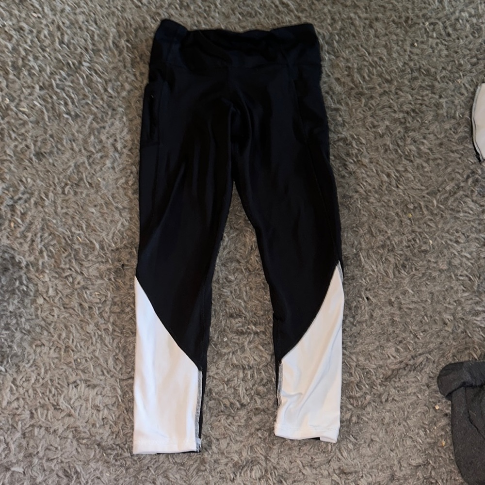 Champion leggings. Never been worn. Size M. Black and white